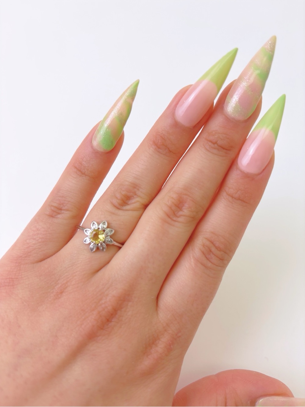 Sterling Silver Daisy Ring with Yellow Center Stone Cubic Zircon - Picture 9 of 10